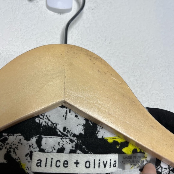 Alice + Olivia Ink Cal Button-Up Ink Blot Print Silk Shirt In Divine Opal - Picture 6 of 8